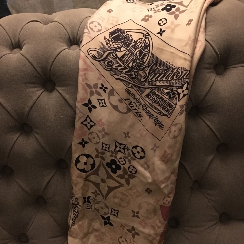 Louis Vuitton Vintage Scarf